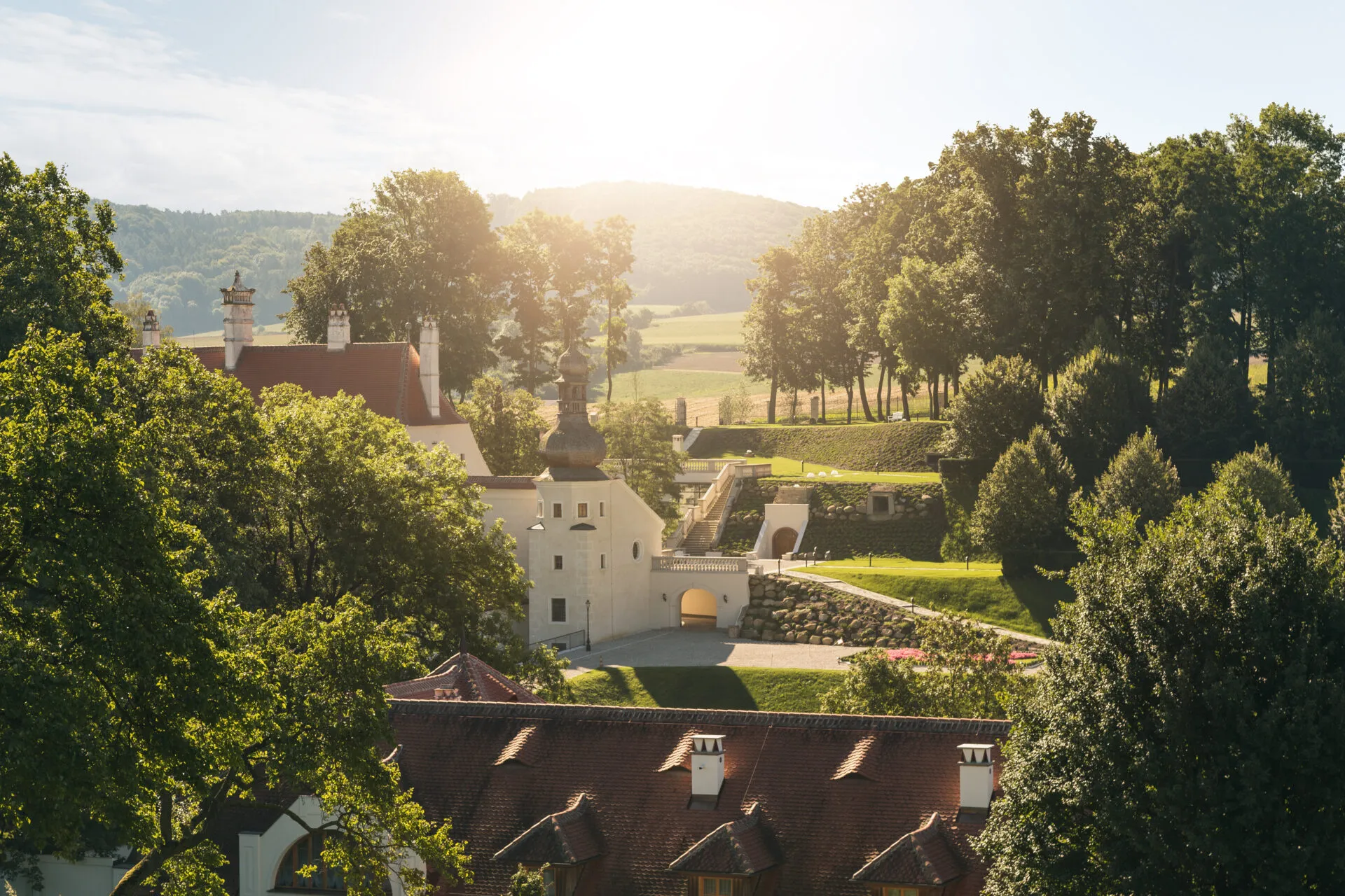 Helikopterflug zum Schloss Thalheim – Bild 12