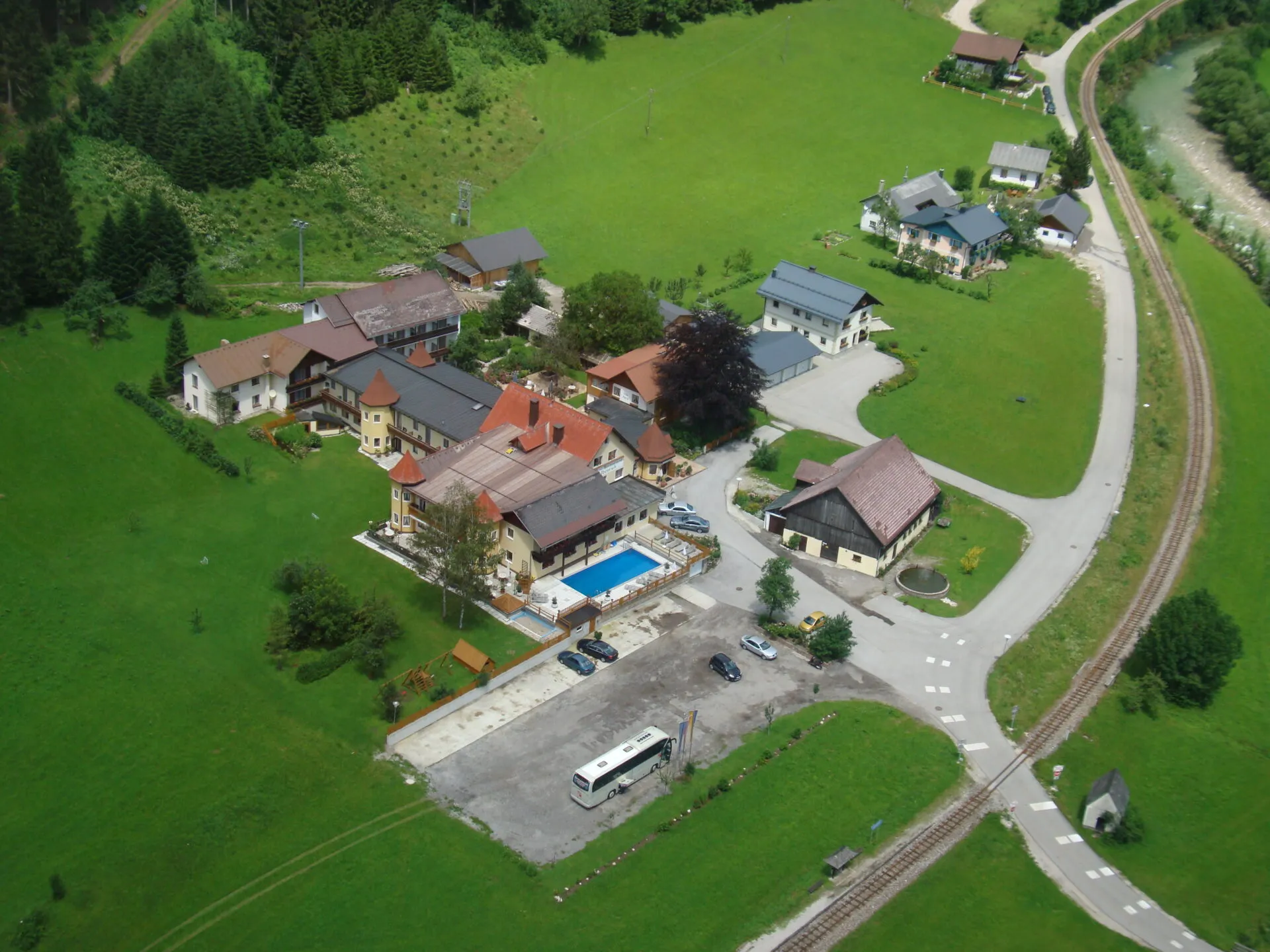Helikopterflug zum Hotel Waldesruh – Bild 2