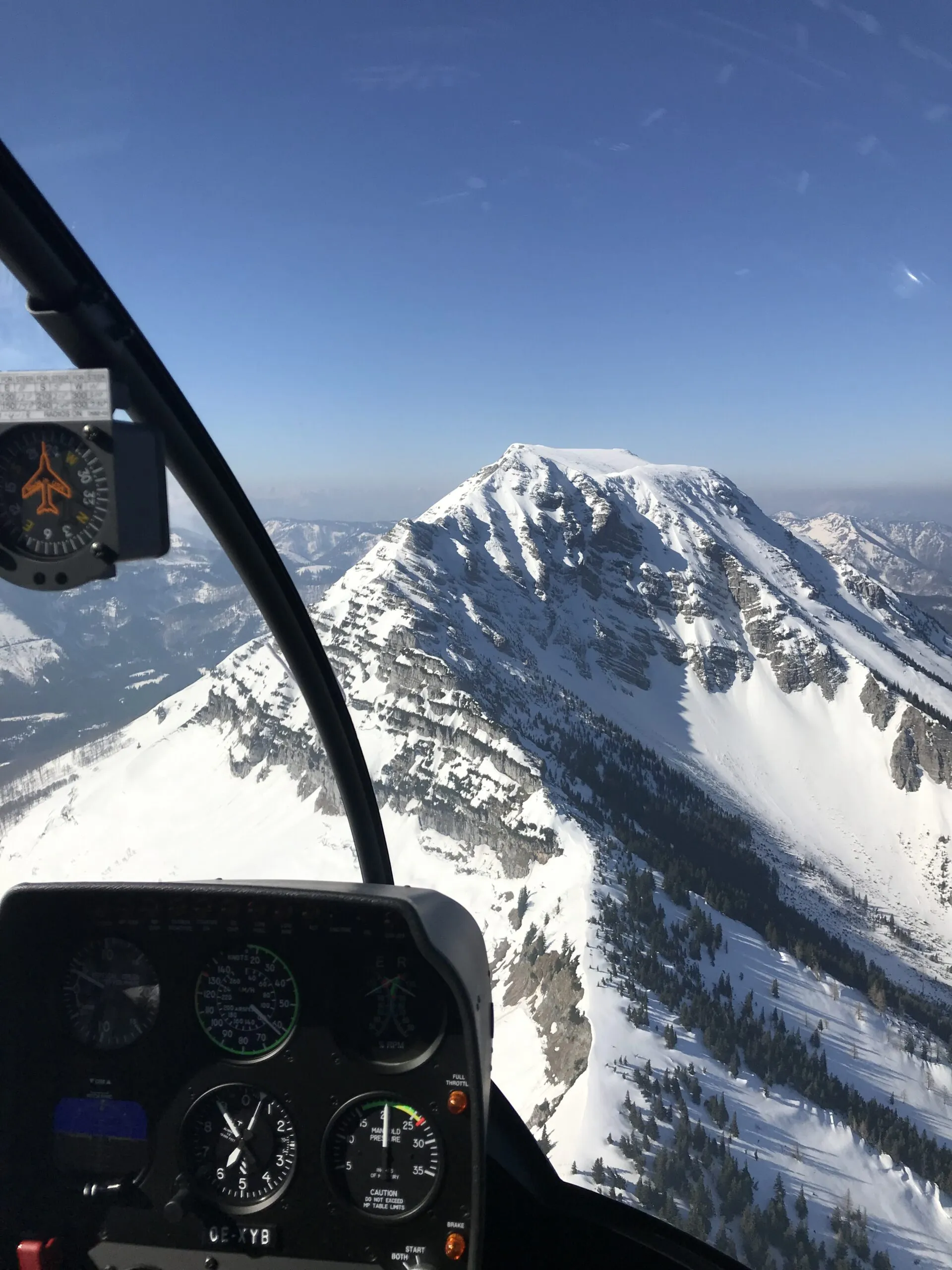 ÖTSCHER:REICH Rundflug