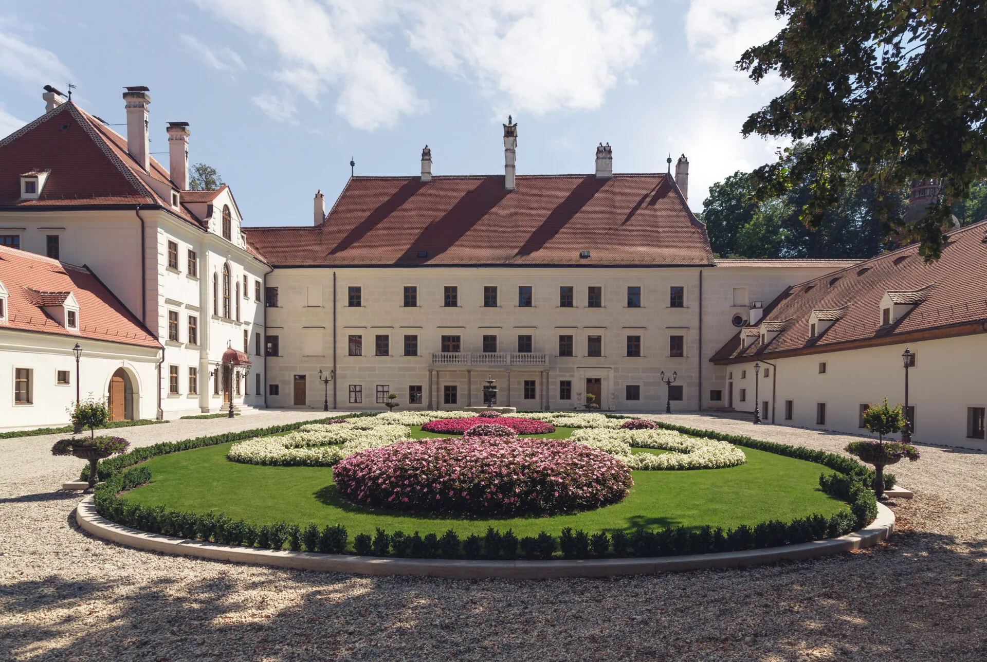 Helikopterflug zum Schloss Thalheim – Bild 2