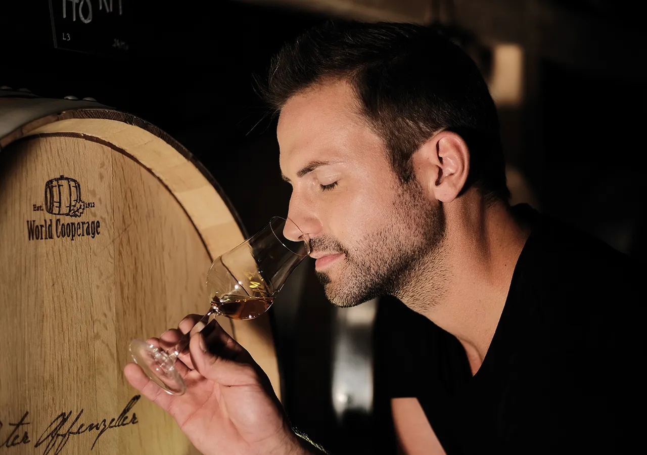 Hubschrauberflug zur Whisky Destillerie Peter Affenzeller – Bild 6
