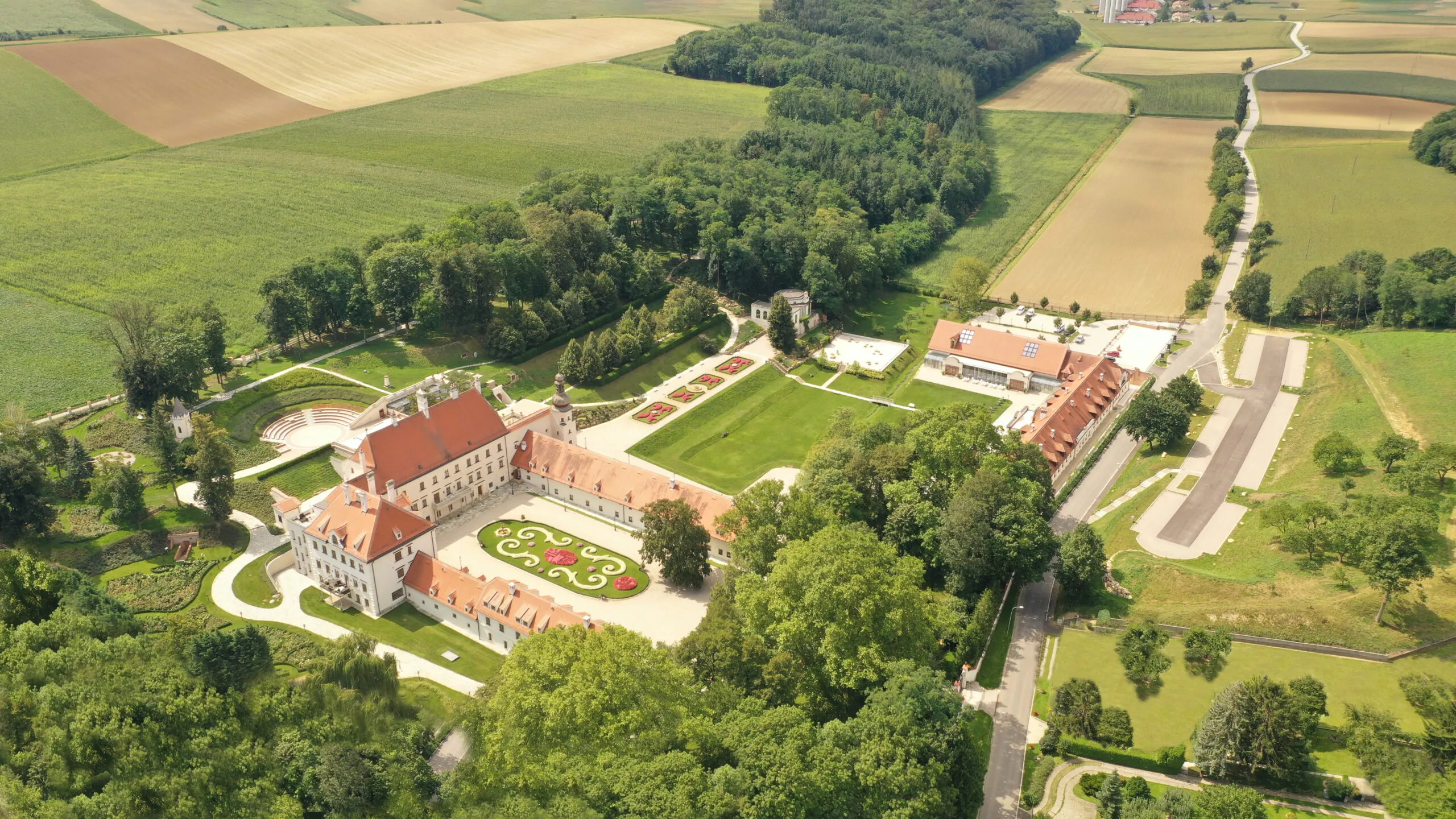 Helikopterflug zum Schloss Thalheim