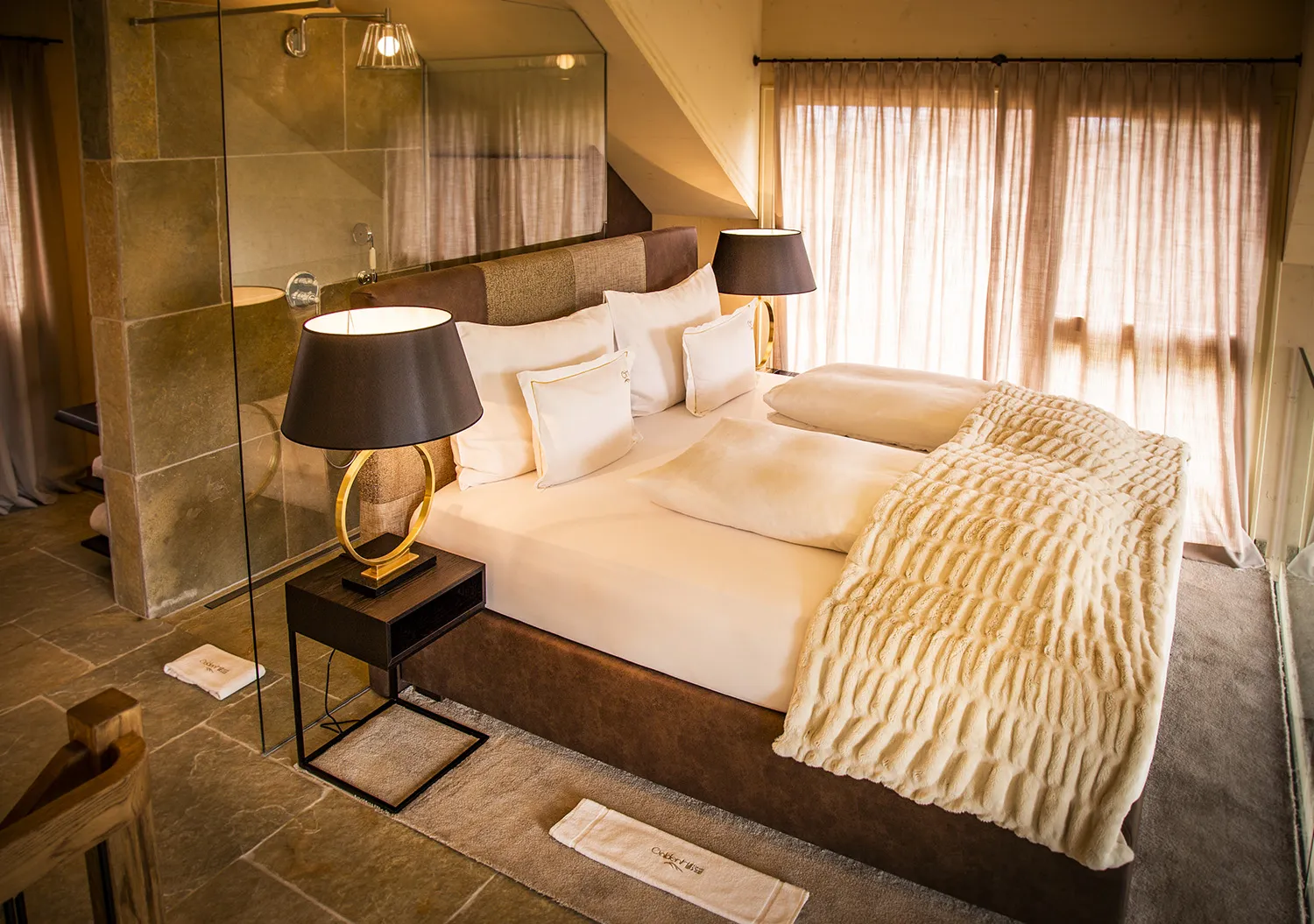 Helikopterflug zu Golden Hill Country Chalets & Suites – Bild 17