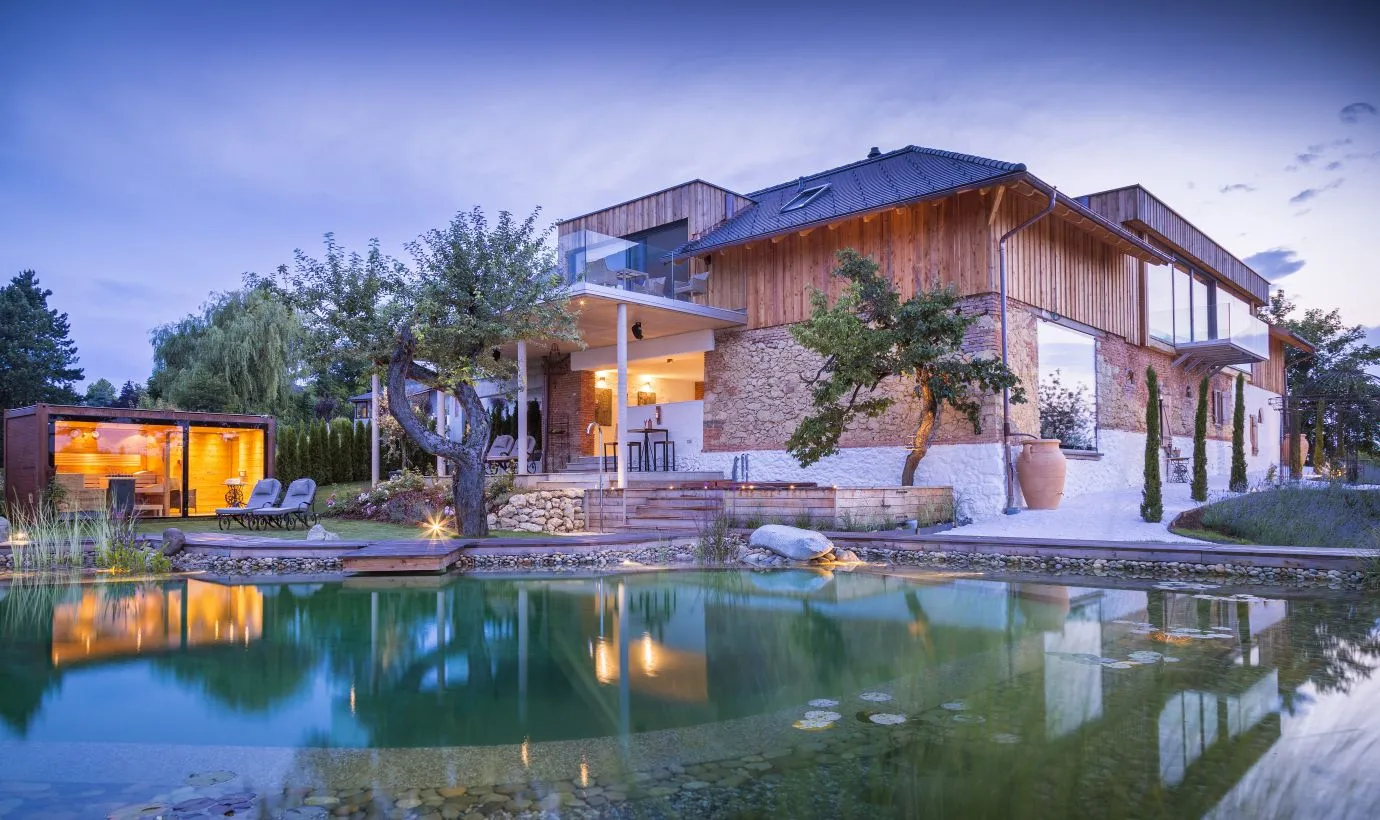 Helikopterflug zu Golden Hill Country Chalets & Suites – Bild 10