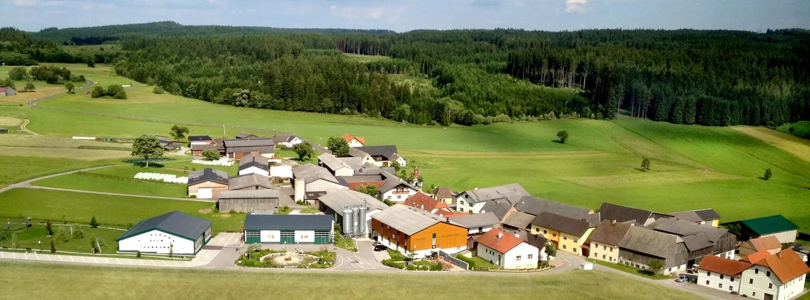 Helikopterflug zur Whisky-Erlebniswelt