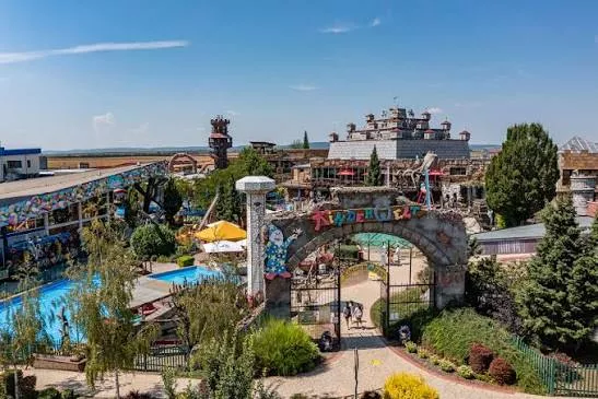 Hubschrauberflug zur Family City – Bild 6